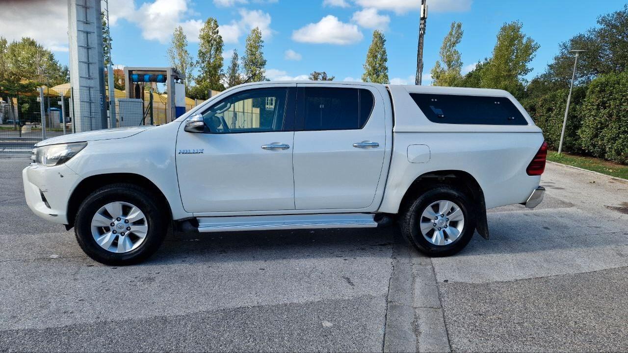 Toyota Hilux 2.5 D-4D 4WD 4p.