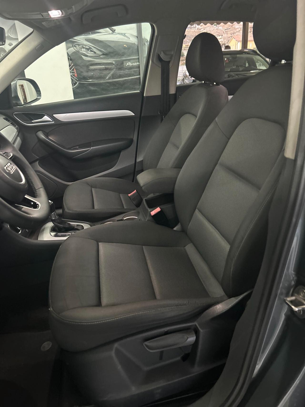 Audi Q3 2.0 TDI S tronic S-Line - 2017