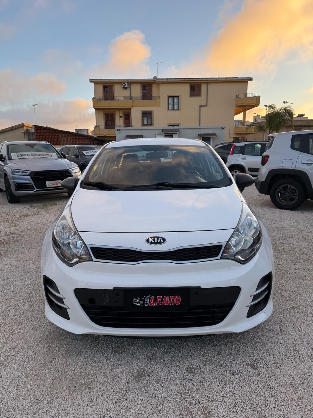 Kia Rio 1.2 CVVT 5p. Cool
