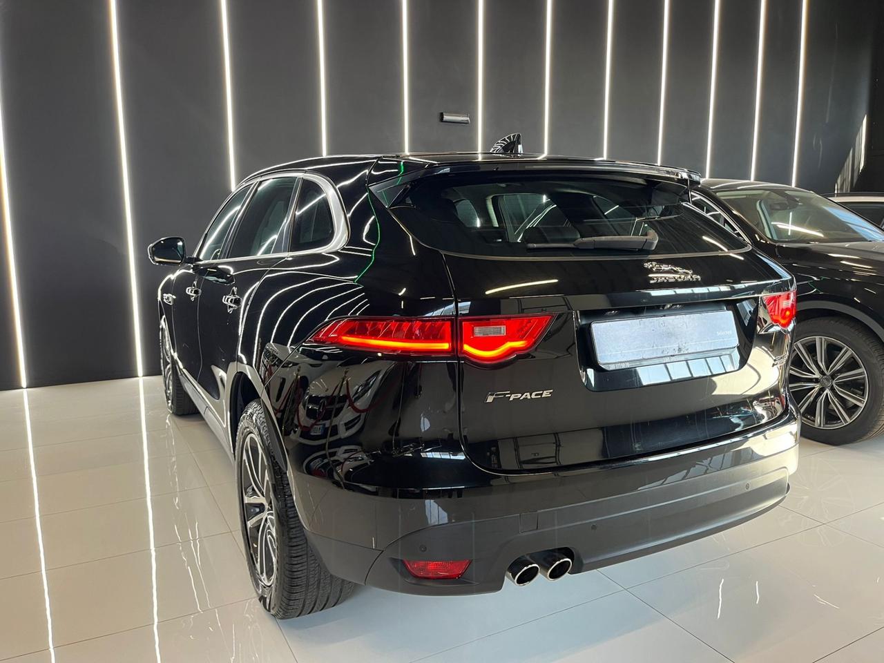 Jaguar F-Pace 2.0 D 180 CV AWD aut.Portfolio