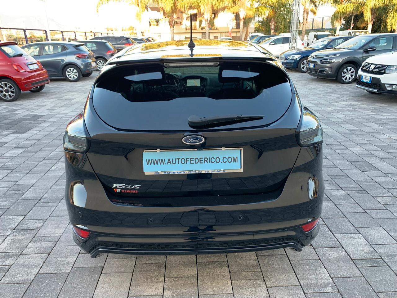 Ford Focus 1.5 Tdci 120cv ST Line Automatica