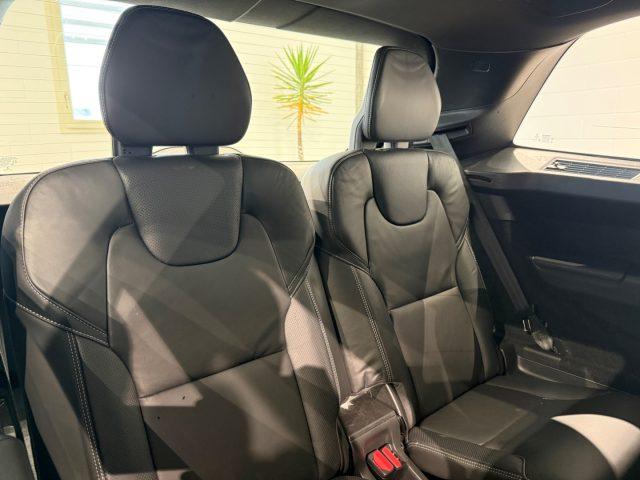 VOLVO XC90 B5 d AWD 7 POSTI Ultimate Bright R Design