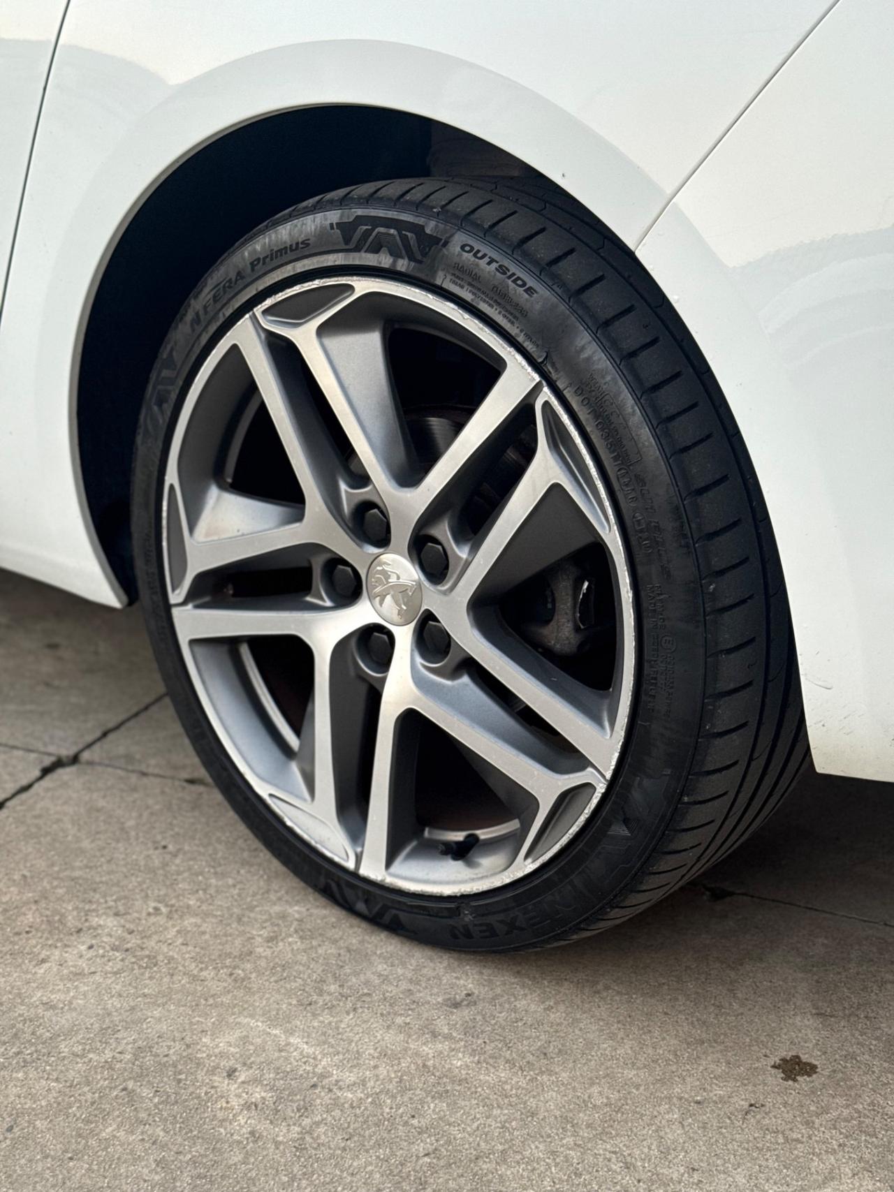 Peugeot 308 BlueHDi 120 S&S EAT6 GT Line