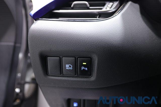 TOYOTA C-HR 1.8 HYBRID E-CVT LOUNGE FARI LED NEOPATENTATI