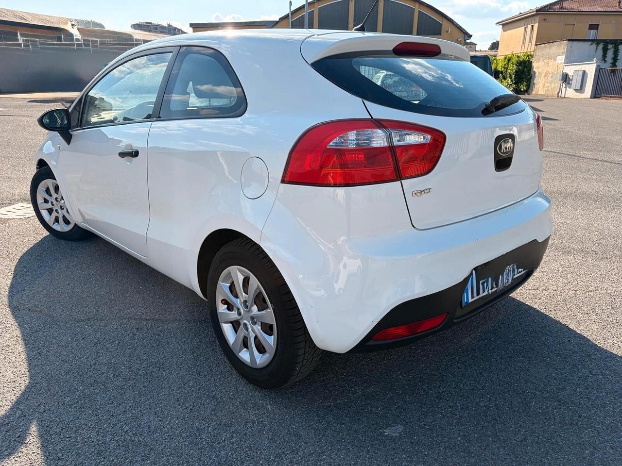Kia Rio 1.2 CVVT 3p. ECO GPL Active