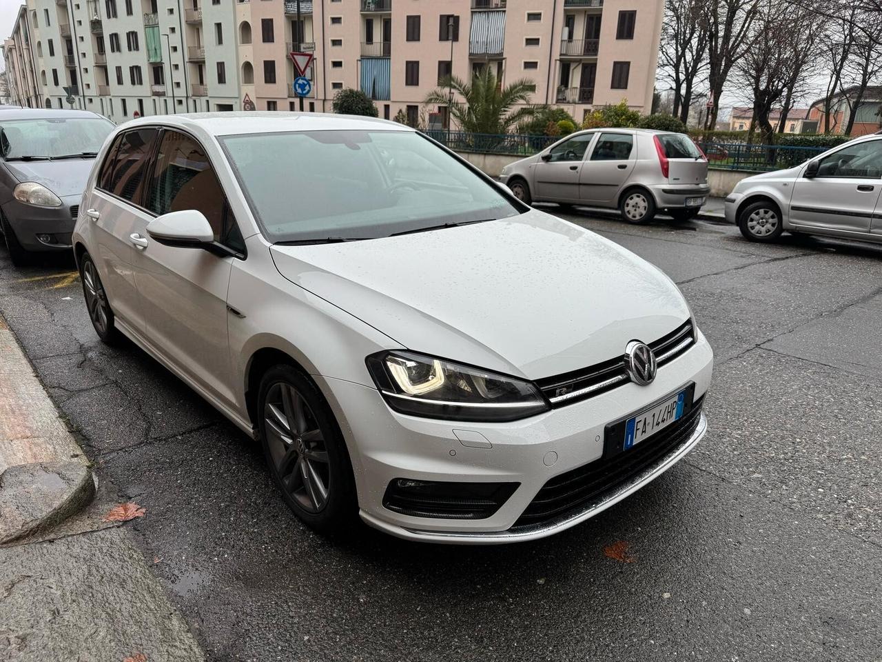 Volkswagen Golf 2.0 TDI 5p. Sport Edition BlueMotion Tech.