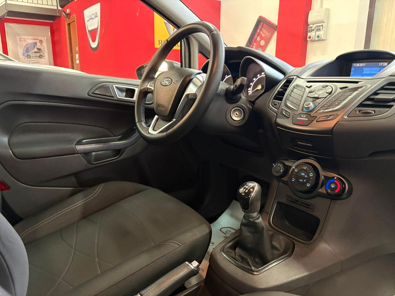 Ford Fiesta 1.5 TDCi 75CV 5 porte Business