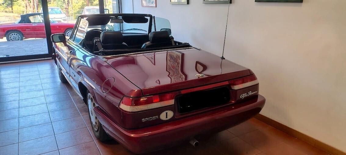 Alfa Romeo Spider 1.6