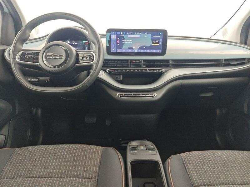 FIAT 500 Action Berlina