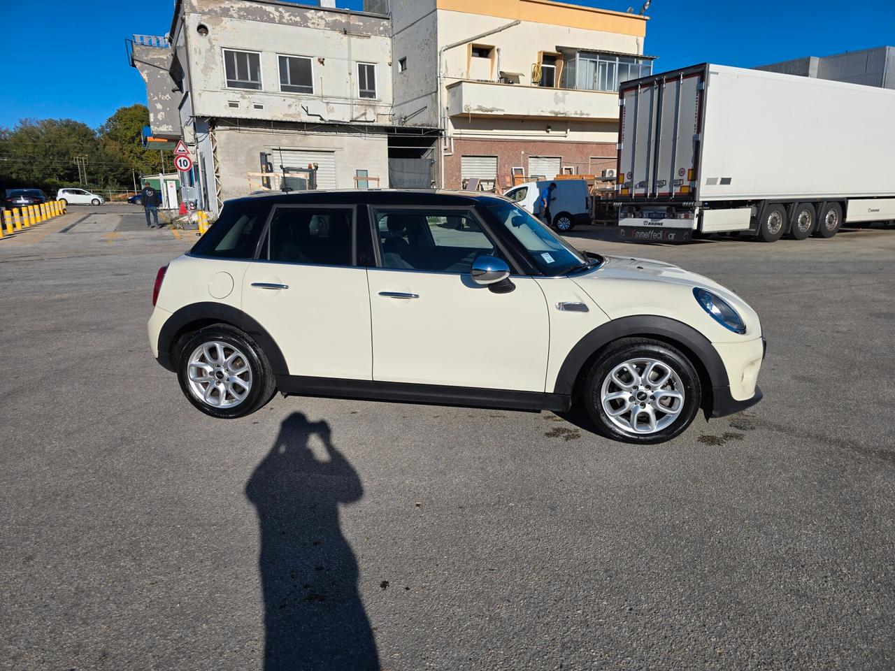 Mini 1.5 Cooper D 5 porte