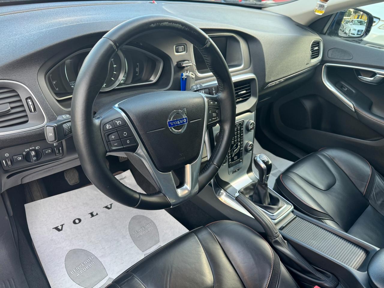 Volvo V40 Cross Country D2 Ocean Race