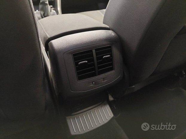 Volkswagen T-Roc 1.6 tdi Style