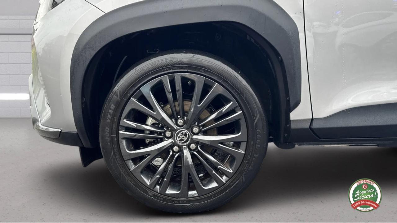 Toyota Yaris Cross 1.5 Hybrid 5p. E-CVT AWD-i Adventure