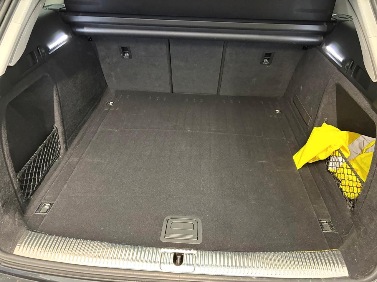 Audi A4 30 TDI/136 CV S tronic line edition