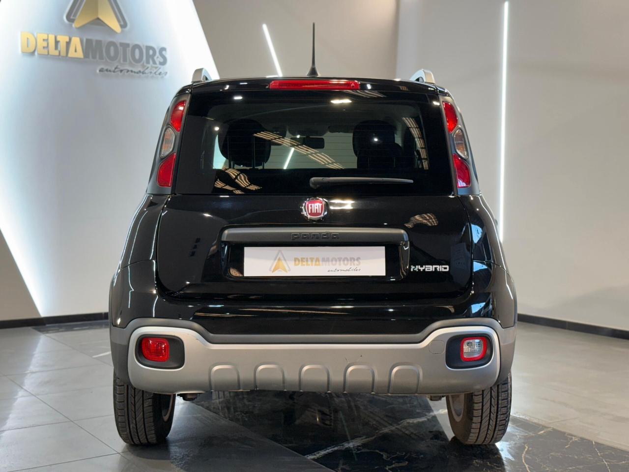 Fiat Panda 1.0 Hybrid Cross