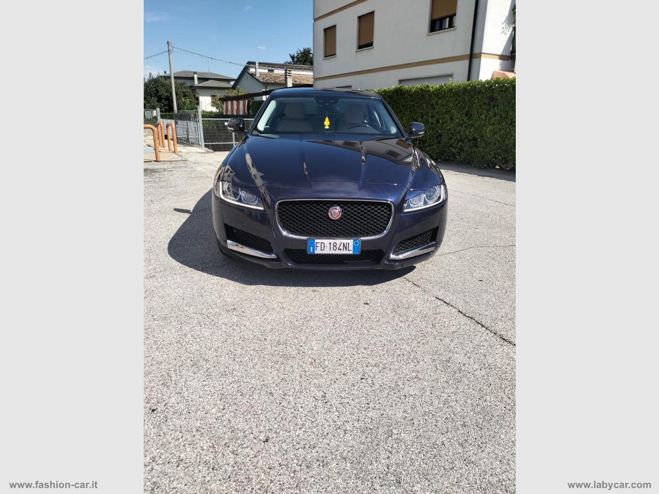 JAGUAR XF 2.0 D 180 CV aut. Prestige