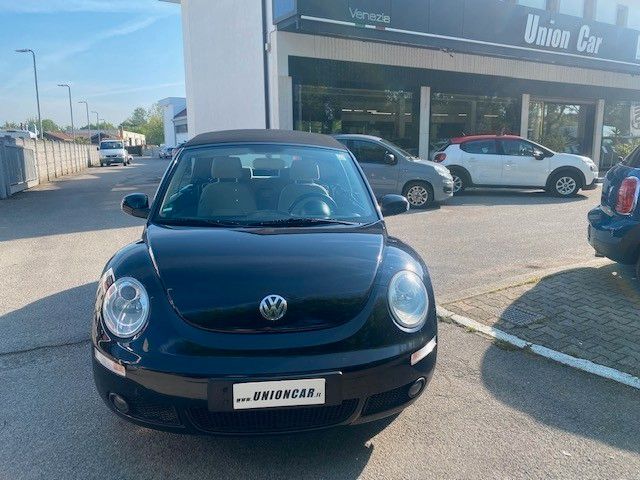 Volkswagen New Beetle 2.0 Cabrio