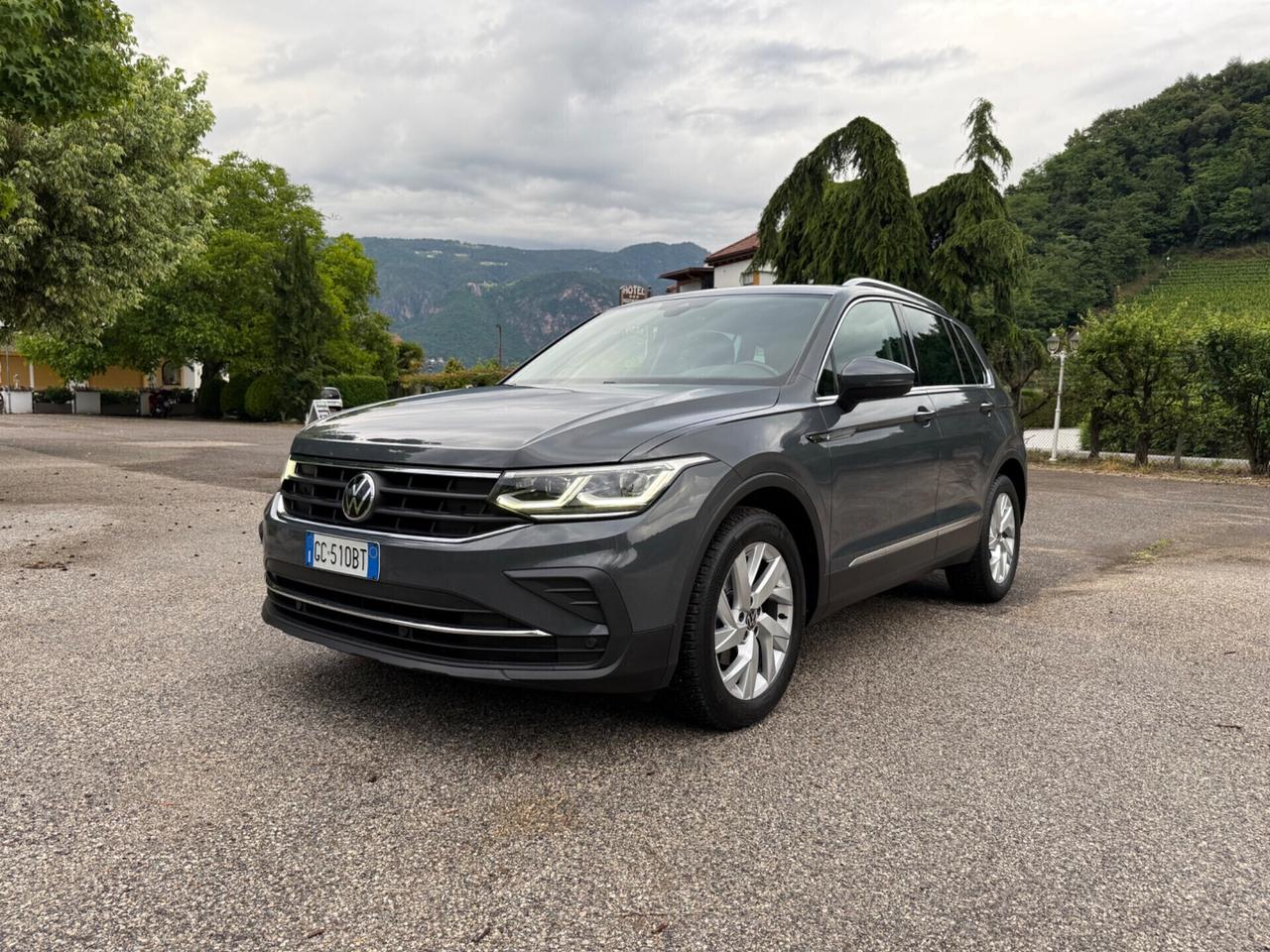 Volkswagen Tiguan 2.0 TDI SCR DSG Sport BlueMotion Technology