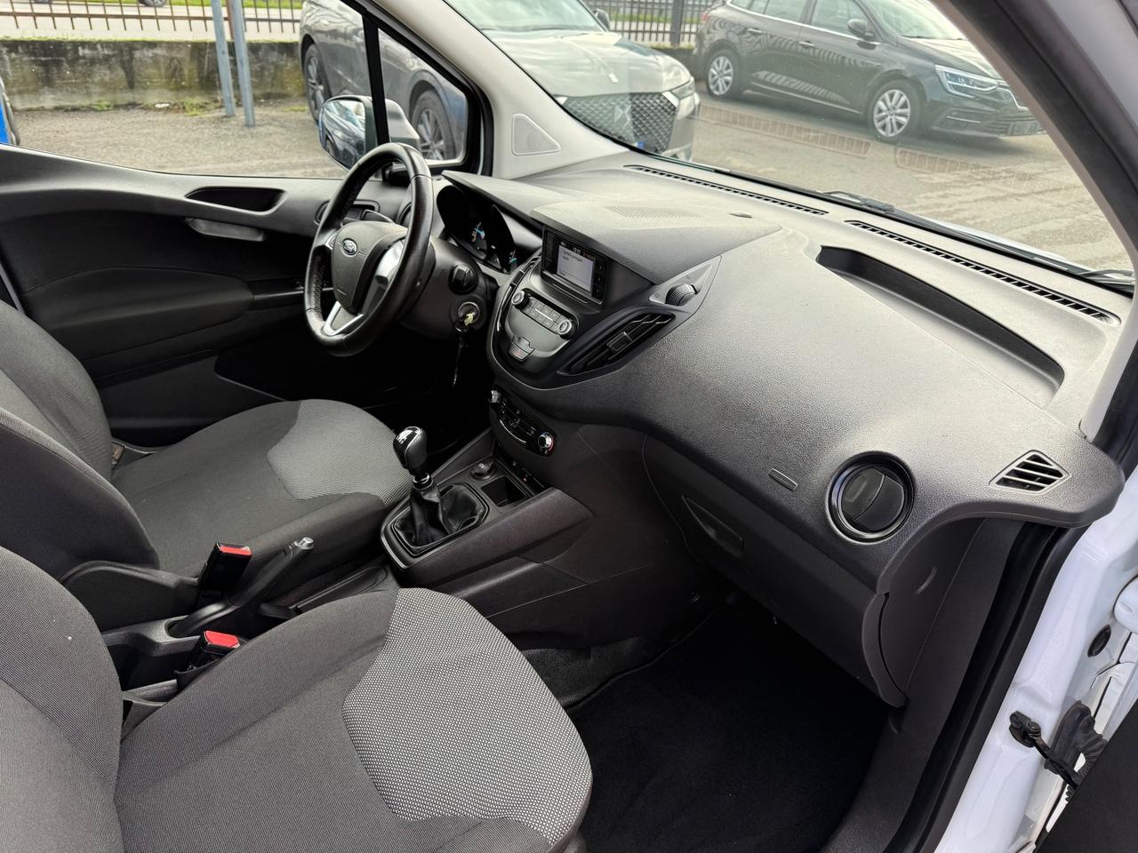 Ford Transit Courier 1.5 TDCi 75CV Van Trend