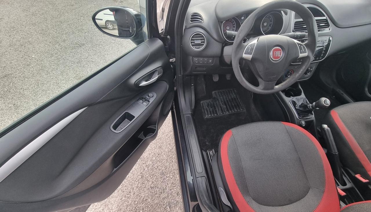 Fiat Punto Grande 1.2 8V 5p 51kw