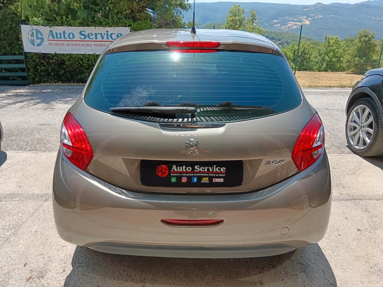 Peugeot 208 1.4 HDi 68CV 5P NEOPATENTATI
