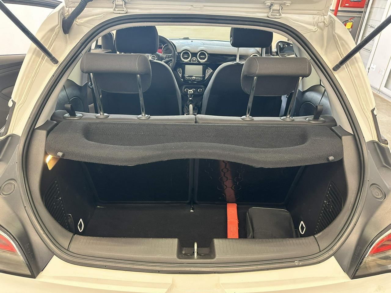Opel Adam 1.4 Glam Gpl-tech 87cv E6