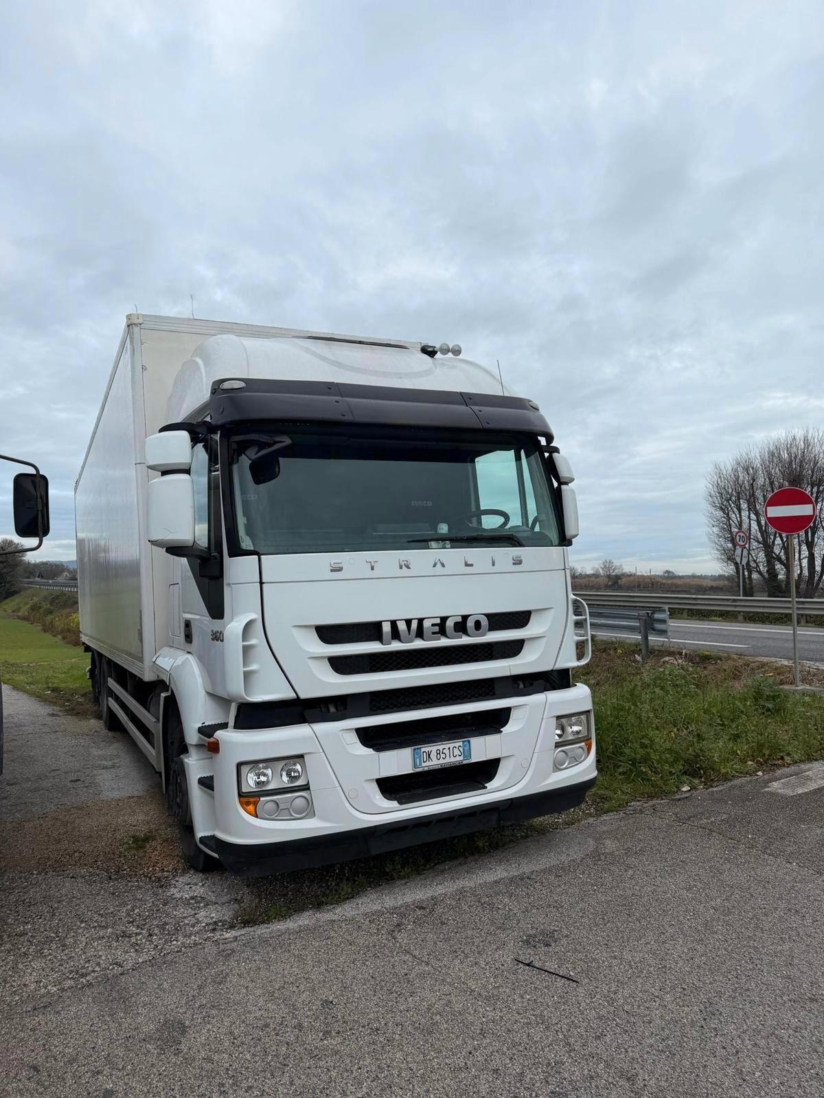 Iveco STARLIS 360 E5 FRIGO+PEDANA 9.60 FRC NON MARCIANTE