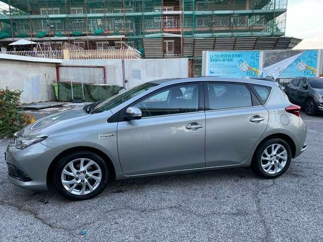 Toyota Auris Auris II 2015 1.8h Lounge cvt