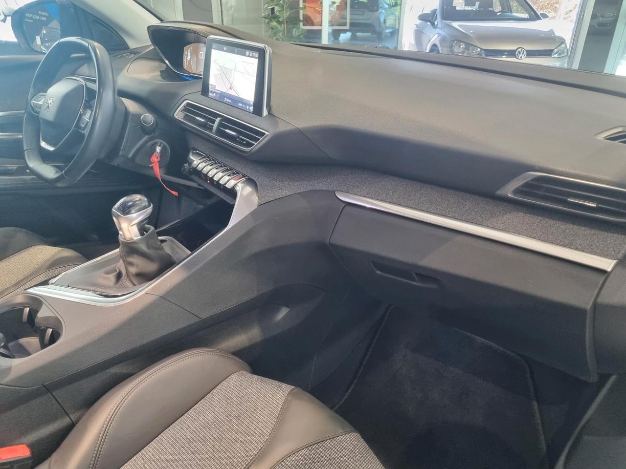 Peugeot 3008 BlueHDi 120 S&S Allure