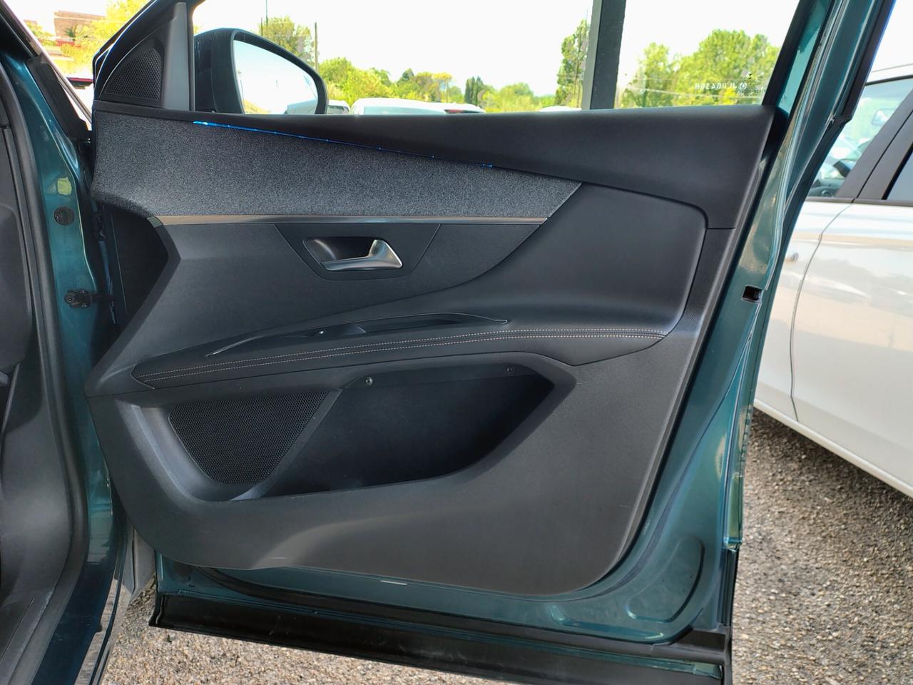 Peugeot 5008 BlueHDi 130 S&S EAT8 Allure