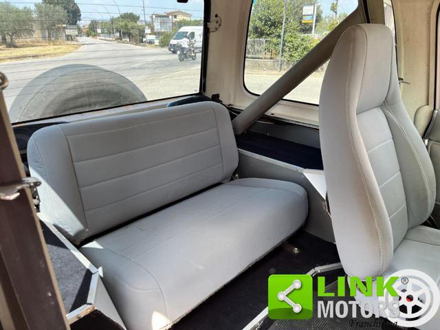 JEEP Wrangler 2.5 i 103 cv Laredo GPL