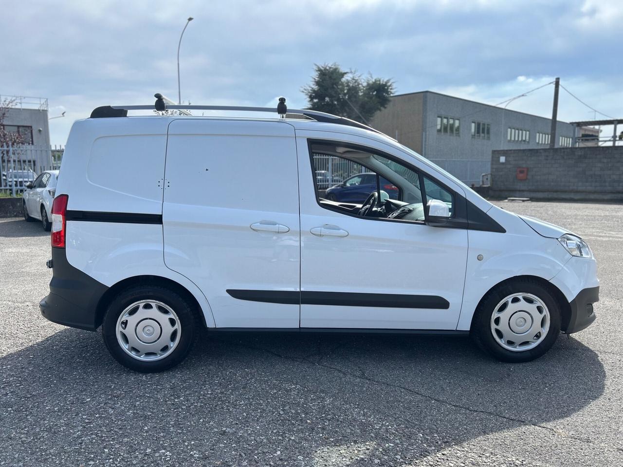Ford Transit Courier 1.5 TDCi 75CV Van Trend