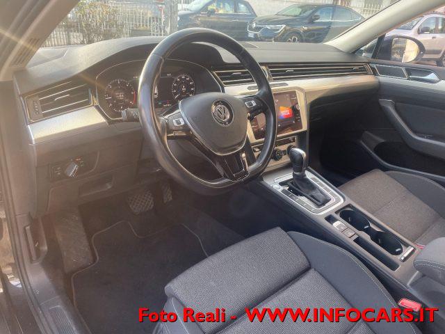 VOLKSWAGEN Passat Variant 1.6 TDI 120 CV DSG Business