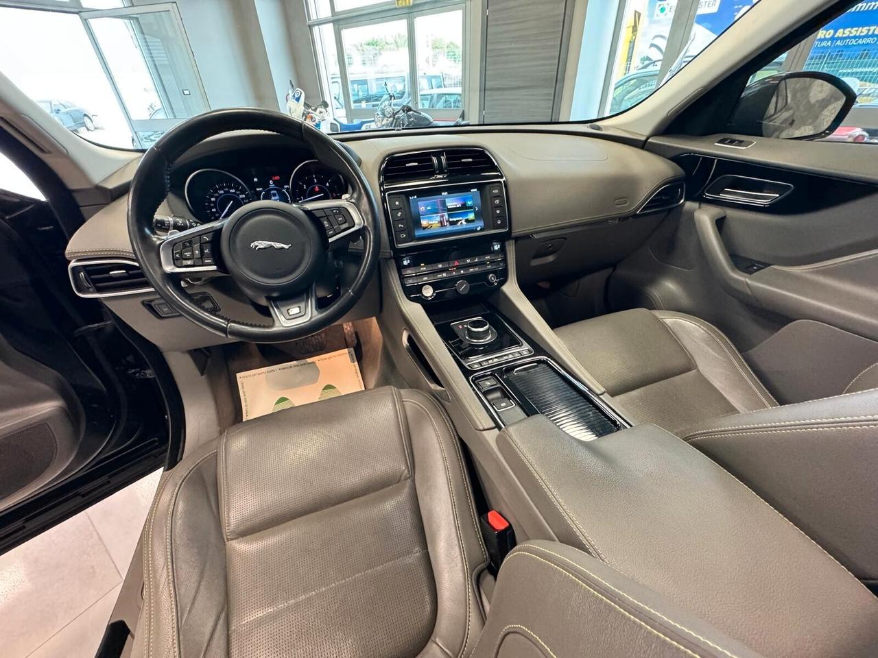 JAGUAR F-PACE 2-0 D4D 4WD TETTO APRIBILE R-DYNAMIC SPORT