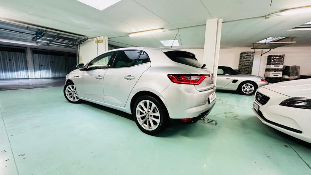 Renault Megane Mégane dCi 8V 110 CV Energy Bose. Ok neopate