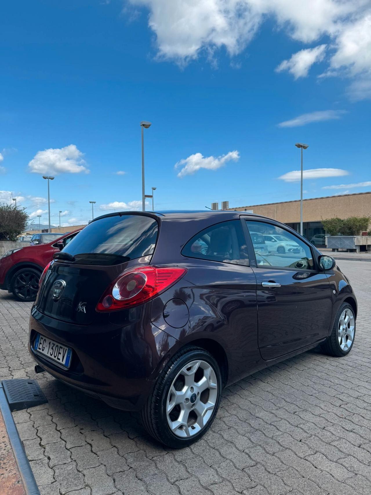 Ford Ka Ka+ 1.2 8V 69CV Titanium