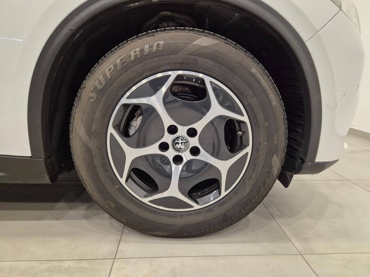 Alfa Romeo Stelvio 2.2 Tdi Business 160cv auto N1 - PER COMMERCIANTI