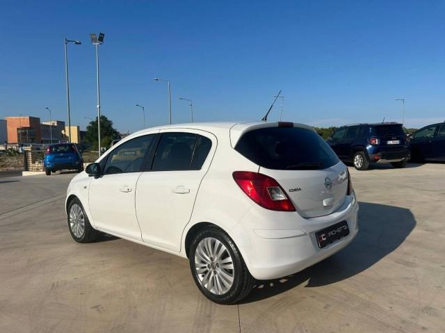 Opel Corsa 1.3 cdti Cosmo 5p