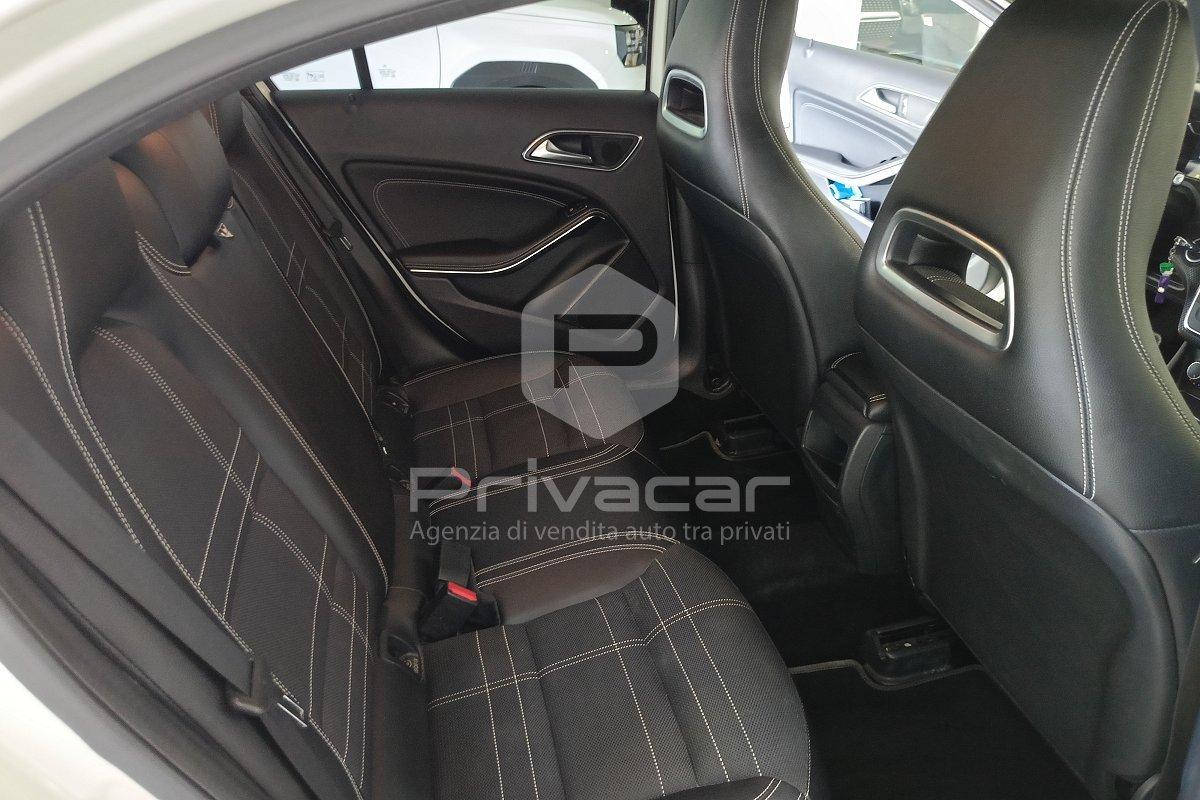 MERCEDES A 200 d Automatic 4Matic Sport