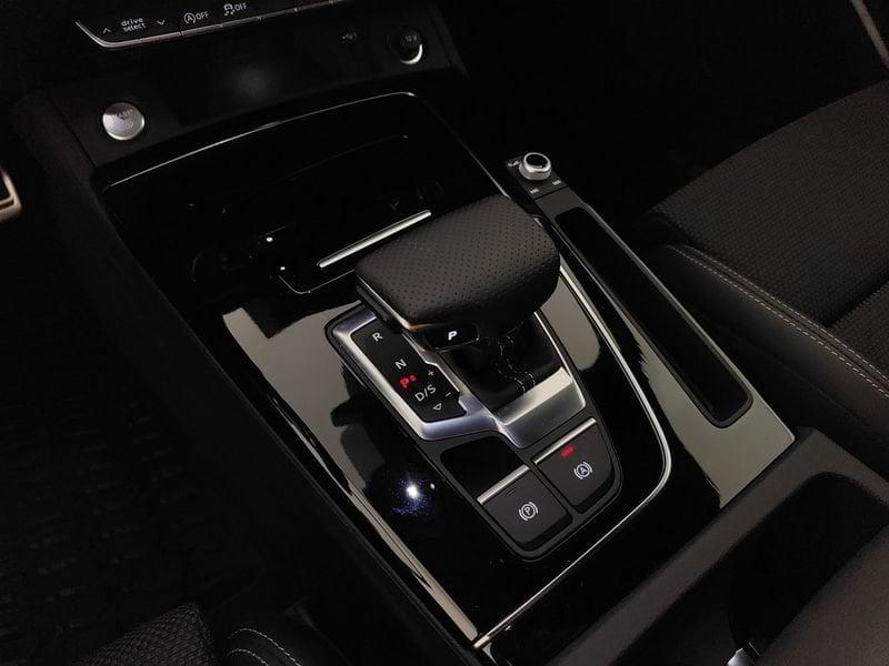 Audi Q5 40 TDI 204 CV quattro S tronic Identity Black X line