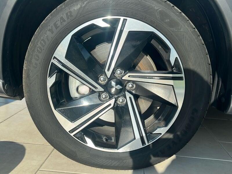 Mitsubishi Eclipse Cross 2.4 MIVEC 4WD PHEV Diamond SDA
