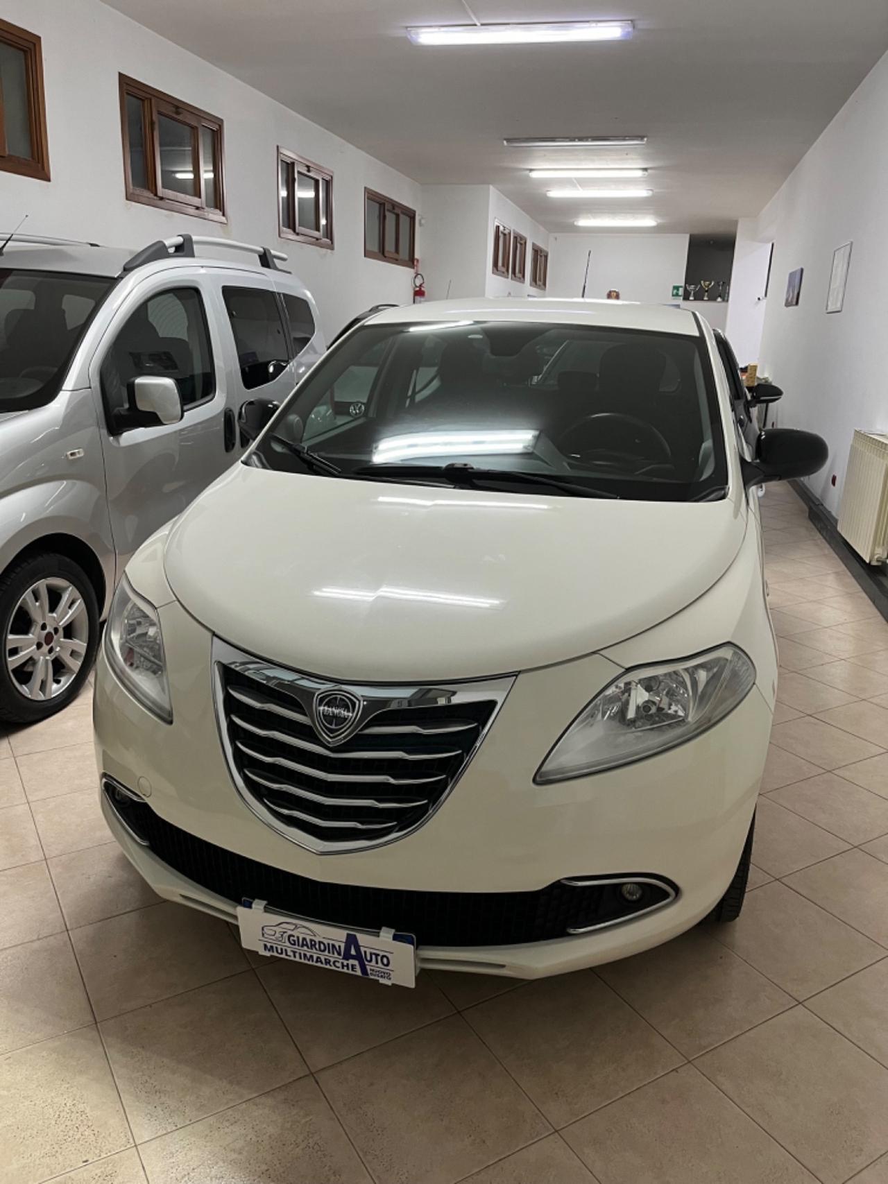 Lancia Ypsilon 1.3 MJT 16V 95 CV 5 porte S&S Gold