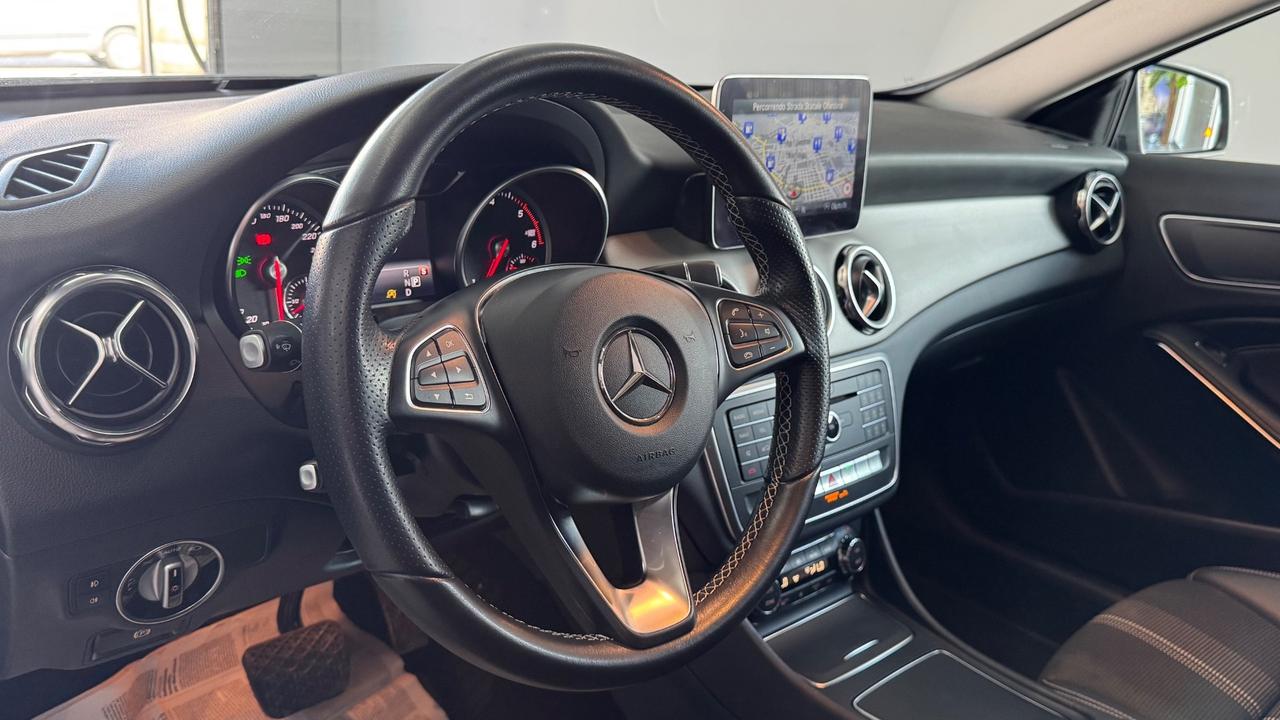 Mercedes-benz GLA 200 d Automatic Sport-2017