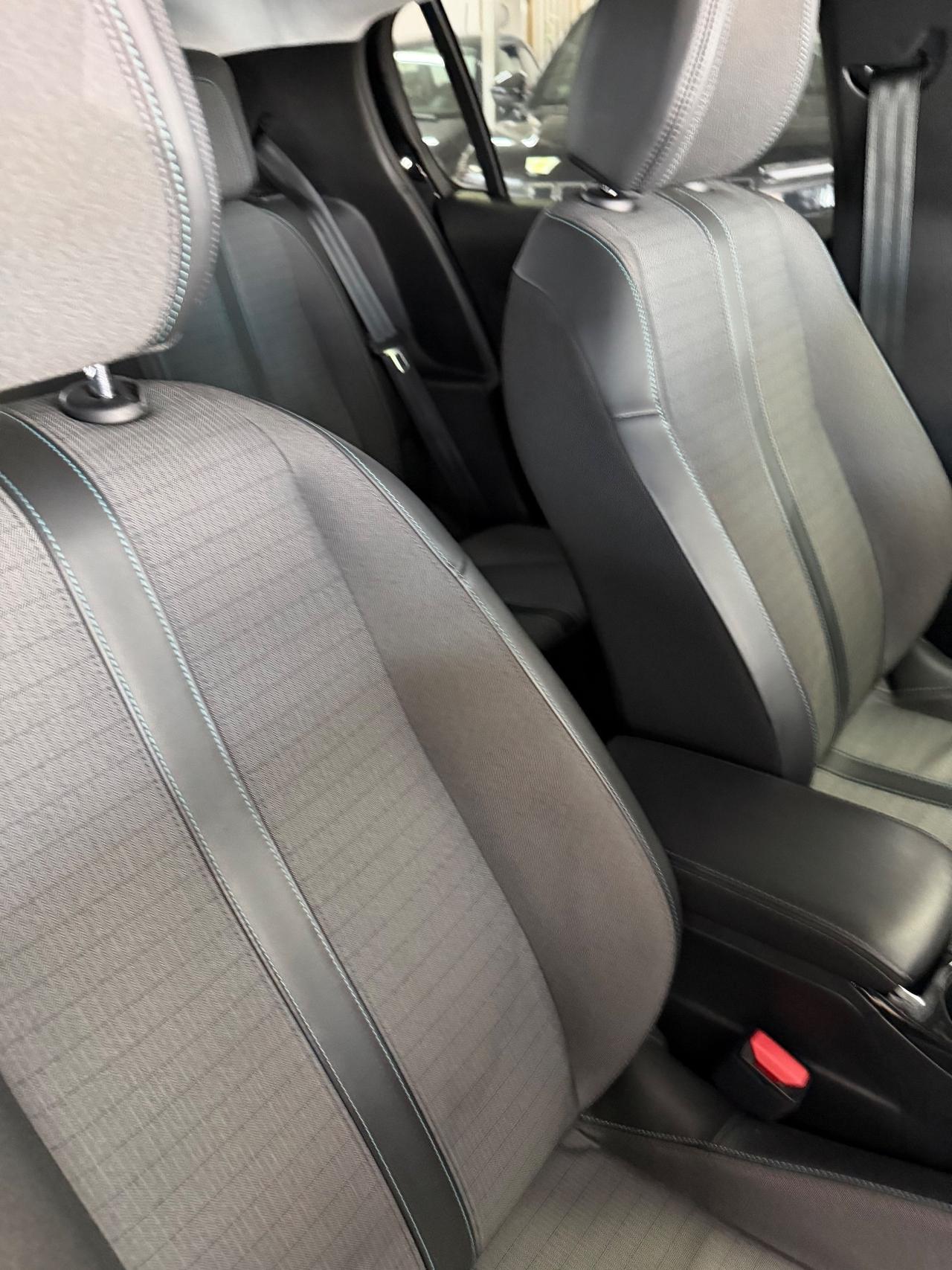 Peugeot 208 PureTech 100 Stop&Start 5 porte Active Pack