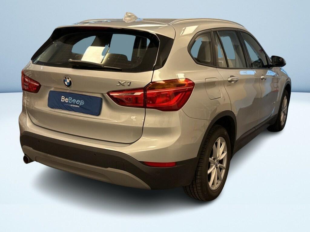 BMW X1 18 d Advantage xDrive