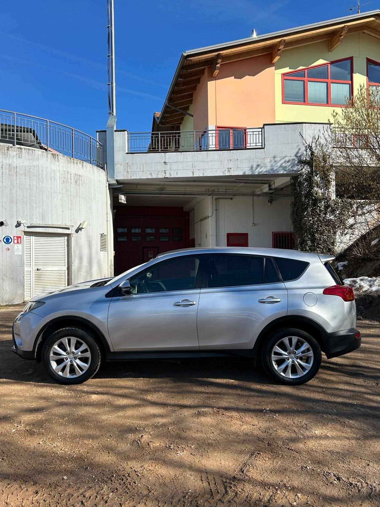Toyota RAV 4 RAV4 2.2 D-4D 4WD Active