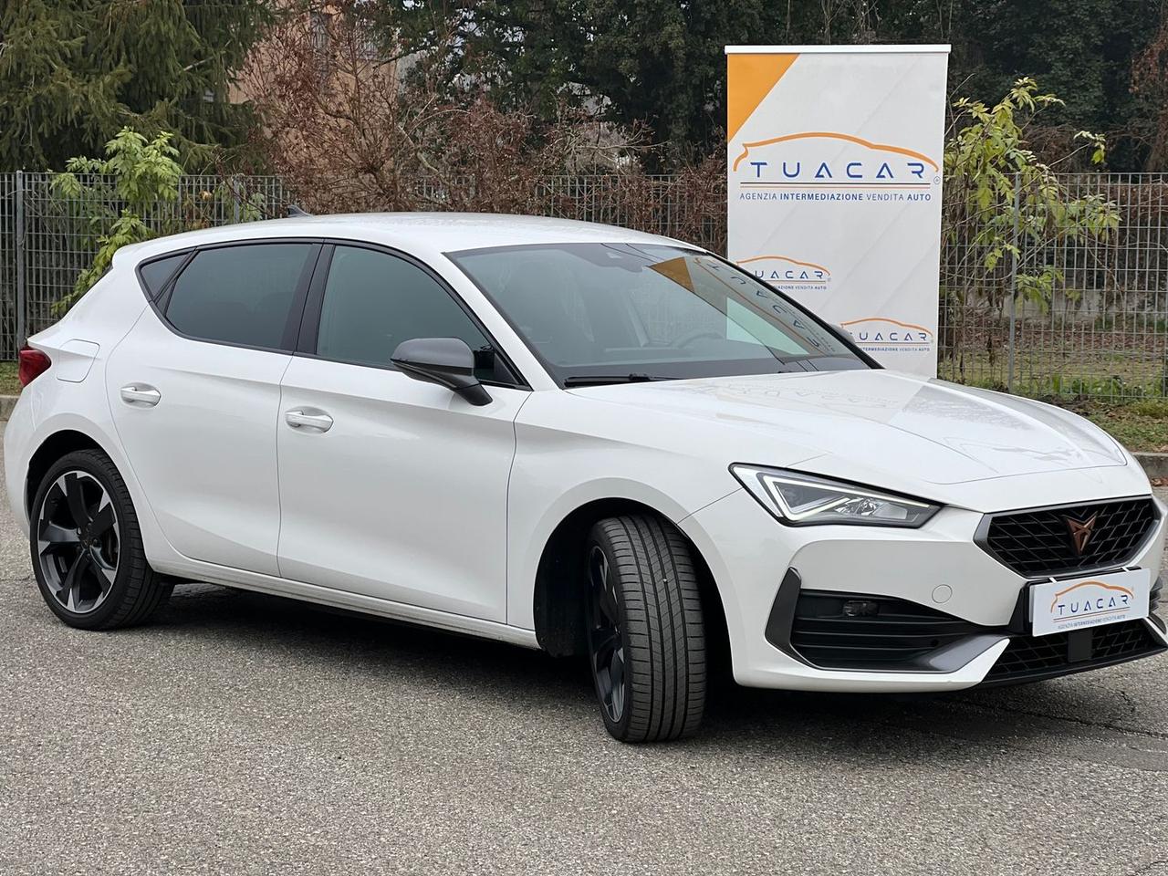 Cupra Leon Carbon 1.4 e-HYBRID PHEV