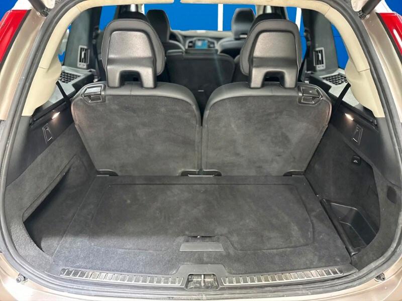 VOLVO V90 (2016-2025) V90 T8 Plug-in Hybrid AWD...