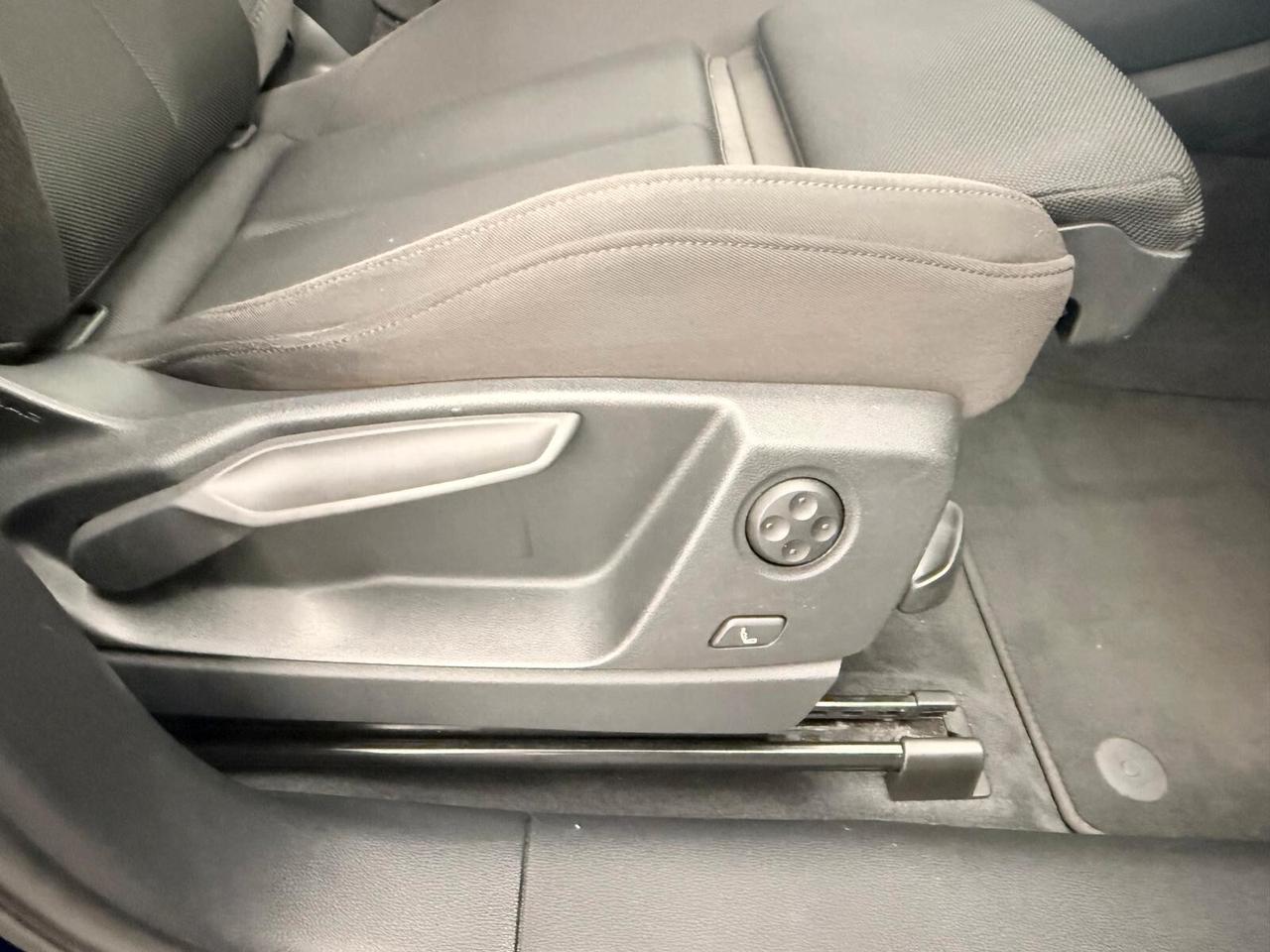 Audi Q5 SPORTBACK 5P SUV 40 TDI S LINE QUATTRO TRONIC