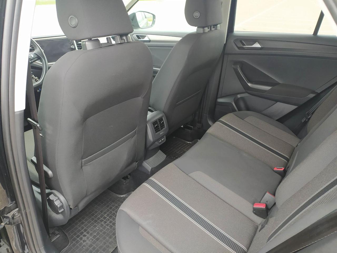 Volkswagen T-Roc Business 2.0 TDI 150CV #9725